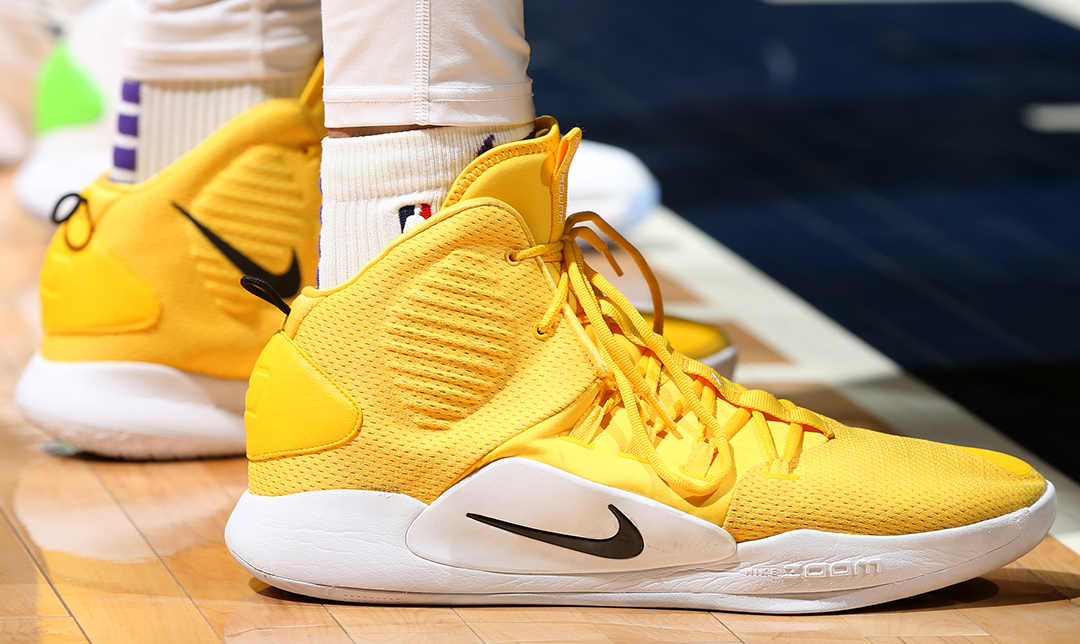 NBA新秀观察：状元秀首战亮眼,（NBA新秀速报：状元首秀抢眼）