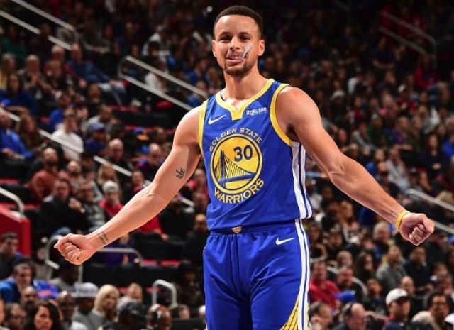 范戴克：阿诺德离开后还没和他聊过，很高兴曾与他并肩作战（范戴克：阿诺德离队后还未联系，感激曾并肩作战）