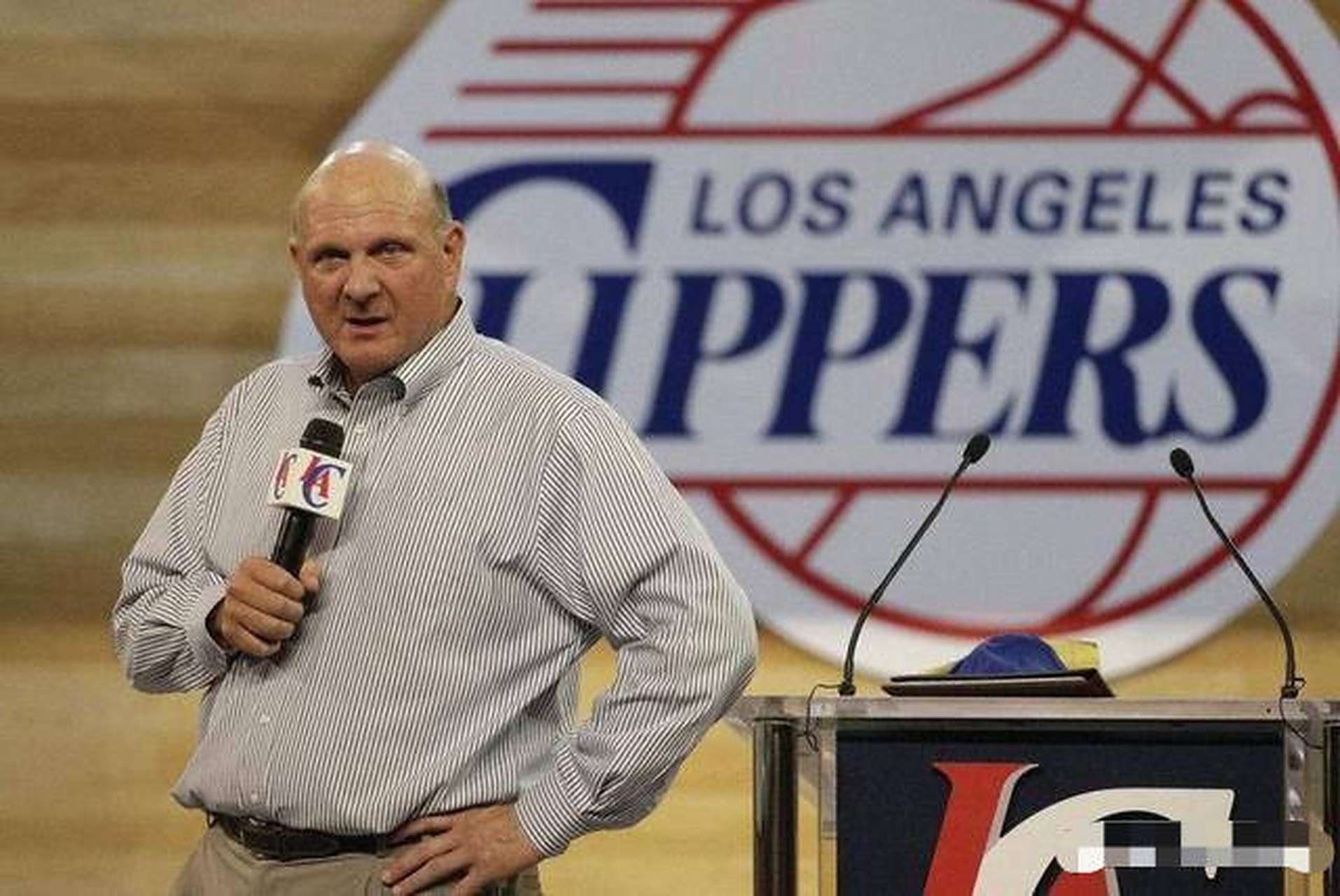 詹姆斯球队单场两人同砍35+，首次他不是其中之一（詹姆斯所在队单场两人同砍35+，生涯首次他非其一）