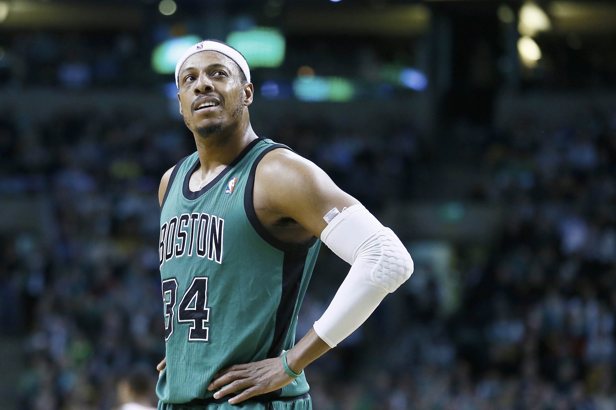 杨昊透露女排近况！世锦赛迎利好有望站上领奖台，副攻应进行优化（杨昊披露女排最新动态：世锦赛利好助力冲击领奖台，副攻需优化）